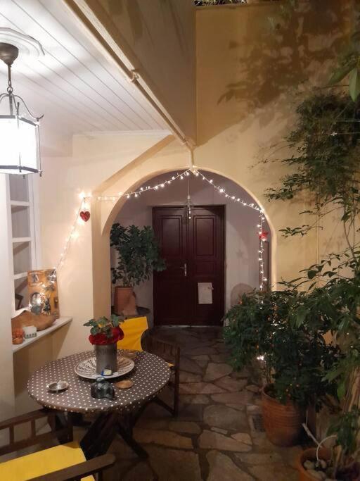 Villa At The Foot Of Acropolis. Atene Esterno foto