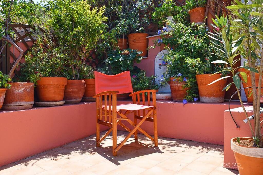 Villa At The Foot Of Acropolis. Atene Esterno foto